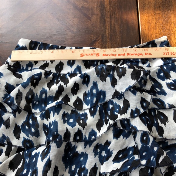 Worth Collection Blue, Black, and White Ikat Ruffled Skirt Size 8 - Picture 9 of 10